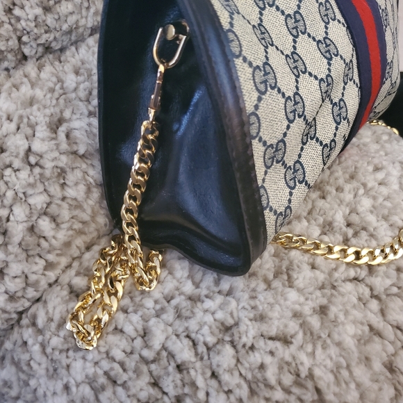 ****SOLD*****Authentic Navy Gucci - Picture 10 of 15